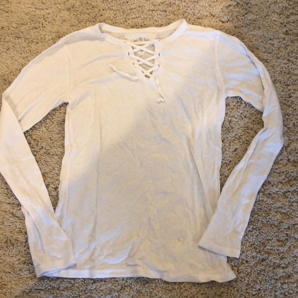 White long sleeve tee